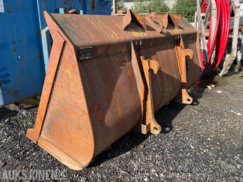 Gjerstad Lasteskuffe Type 1240. SAE 2300 - Implemento para Maquinaria de construcción: foto 2 Gjerstad Lasteskuffe Type 1240. SAE 2300 - Implemento para Maquinaria de construcción: foto 2