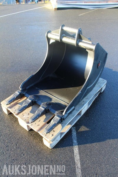 S40 Graveskuffe for 4-5 tonn maskin - 250 liter - Implemento para Maquinaria de construcción: foto 1 S40 Graveskuffe for 4-5 tonn maskin - 250 liter - Implemento para Maquinaria de construcción: foto 1