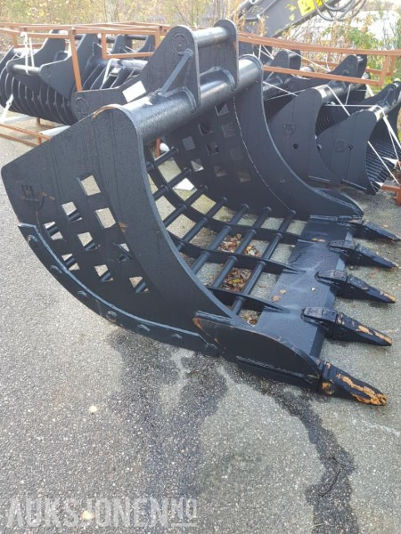 S70 Dyrkingsskuffe 1500mm bredde - Implemento para Maquinaria de construcción: foto 2 S70 Dyrkingsskuffe 1500mm bredde - Implemento para Maquinaria de construcción: foto 2