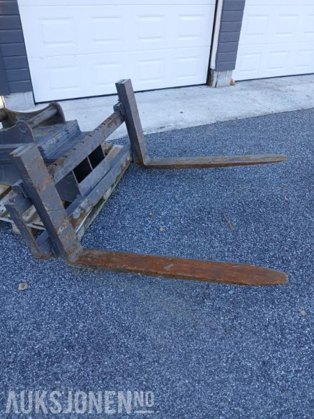 SMP S60 Pallegaffel - Implemento para Maquinaria de construcción: foto 4 SMP S60 Pallegaffel - Implemento para Maquinaria de construcción: foto 4