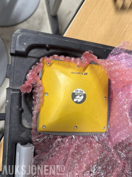 Topcon GRS 1 - Implemento para Maquinaria de construcción: foto 3 Topcon GRS 1 - Implemento para Maquinaria de construcción: foto 3