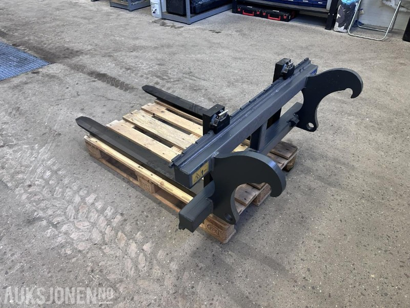 UBRUKT GA Pallegaffel 1200x1200, 2,5t, L30 feste - Implemento para Maquinaria de construcción: foto 2 UBRUKT GA Pallegaffel 1200x1200, 2,5t, L30 feste - Implemento para Maquinaria de construcción: foto 2