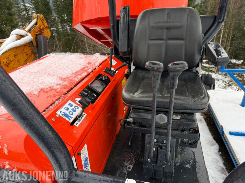Kubota KC250-4 beltegående dumper kun 393 timer - med stativ for rør / stolper ol. - Minicargadora: foto 5 Kubota KC250-4 beltegående dumper kun 393 timer - med stativ for rør / stolper ol. - Minicargadora: foto 5