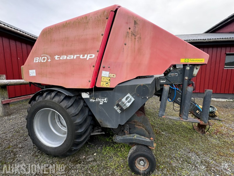 2006 Kverneland Taarup BIO Rundballepresse Opticut 23 - Maquinaria agrícola: foto 4 2006 Kverneland Taarup BIO Rundballepresse Opticut 23 - Maquinaria agrícola: foto 4