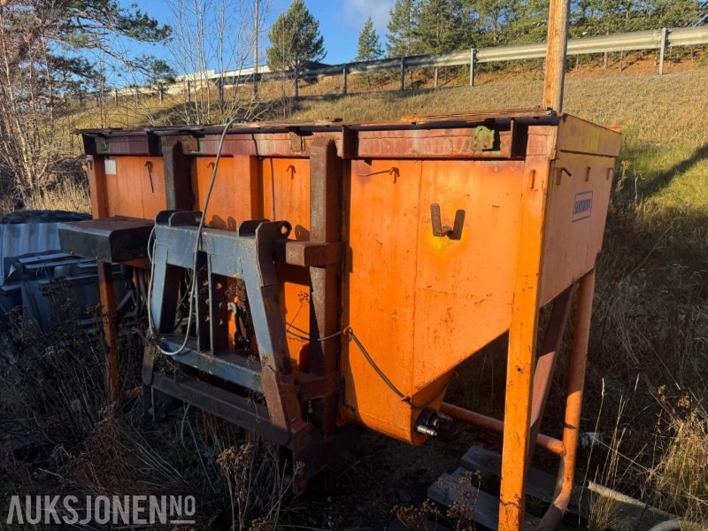 2006 Shmidt Traxos 18VCB selvlastende tallerkenspreder for traktor 1,8 m3 - Maquinaria agrícola: foto 2 2006 Shmidt Traxos 18VCB selvlastende tallerkenspreder for traktor 1,8 m3 - Maquinaria agrícola: foto 2