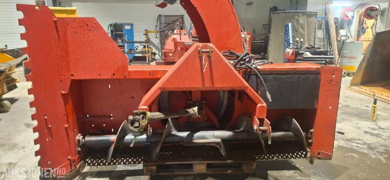 2007 Tokvam 255THS big 2 trinns snøfres - Maquinaria agrícola: foto 1 2007 Tokvam 255THS big 2 trinns snøfres - Maquinaria agrícola: foto 1