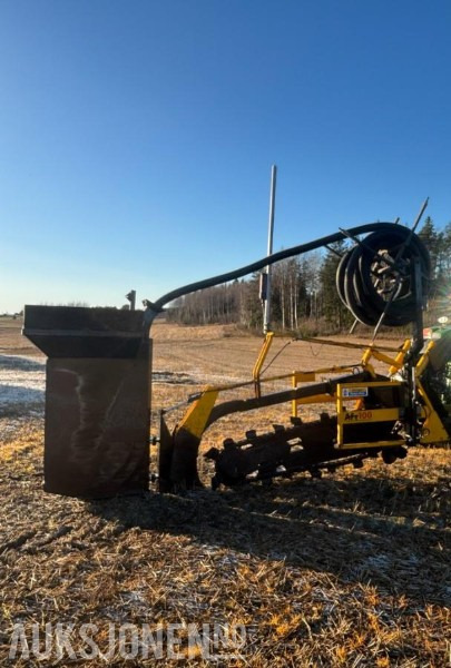 2012 AFT 100 KJEDEGRAVER / GRØFTEGRAVER MED LASER - Maquinaria agrícola: foto 5 2012 AFT 100 KJEDEGRAVER / GRØFTEGRAVER MED LASER - Maquinaria agrícola: foto 5