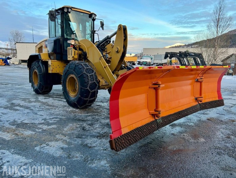 2016 Tellefsdal U-Plog - Type H2 - 4600 mm bredde - Volvo BM feste - Maquinaria agrícola: foto 1 2016 Tellefsdal U-Plog - Type H2 - 4600 mm bredde - Volvo BM feste - Maquinaria agrícola: foto 1