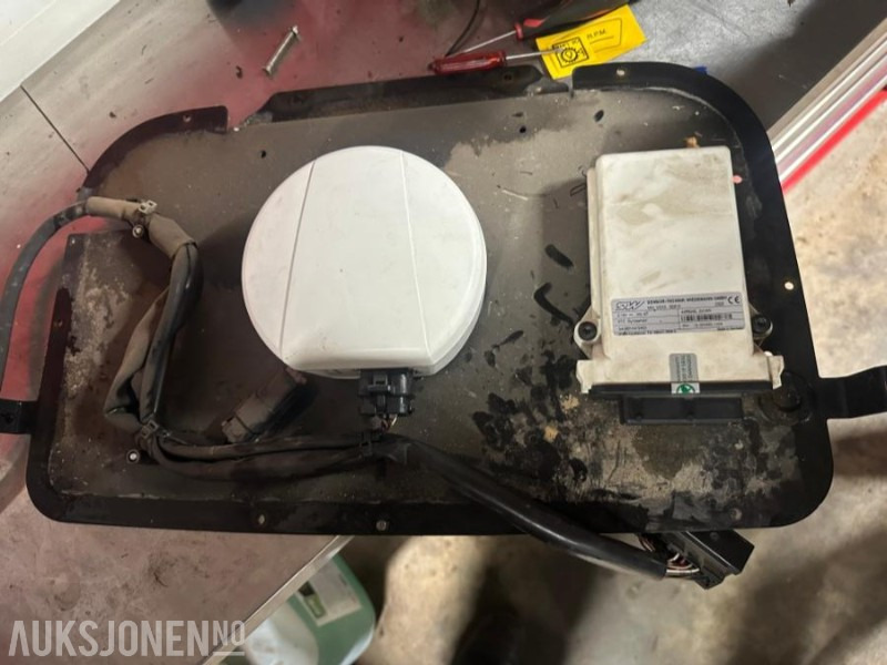 2019 Gps Valtra - GPS antenne - Stått på Valtra T234 - Maquinaria agrícola: foto 2 2019 Gps Valtra - GPS antenne - Stått på Valtra T234 - Maquinaria agrícola: foto 2