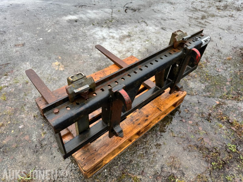 Pallegafler til traktor med flyttbare gafler - Maquinaria agrícola: foto 2 Pallegafler til traktor med flyttbare gafler - Maquinaria agrícola: foto 2