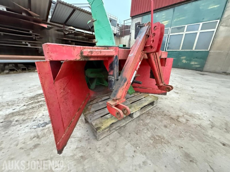 Snøfreser 160cm med 3-punktsfeste til traktor – hydraulisk utkaster - Maquinaria agrícola: foto 3 Snøfreser 160cm med 3-punktsfeste til traktor – hydraulisk utkaster - Maquinaria agrícola: foto 3