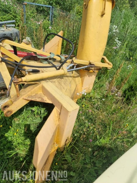 Traktor Snøfres 3 punkter feste med hydraulisk utkast - Maquinaria agrícola: foto 3 Traktor Snøfres 3 punkter feste med hydraulisk utkast - Maquinaria agrícola: foto 3