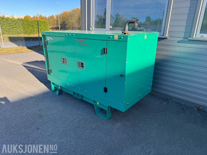 2022 Cummins C22D5 Aggregat - Generator - 22 KVA - 400 Volt - Maquinaria industrial: foto 2 2022 Cummins C22D5 Aggregat - Generator - 22 KVA - 400 Volt - Maquinaria industrial: foto 2
