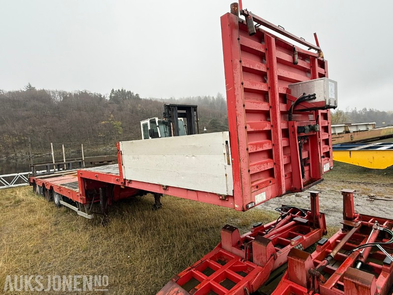 2007 CMT NSP-24 maskintralle med uttrekk / hydrauliske kjørebroer - Remolque: foto 3 2007 CMT NSP-24 maskintralle med uttrekk / hydrauliske kjørebroer - Remolque: foto 3