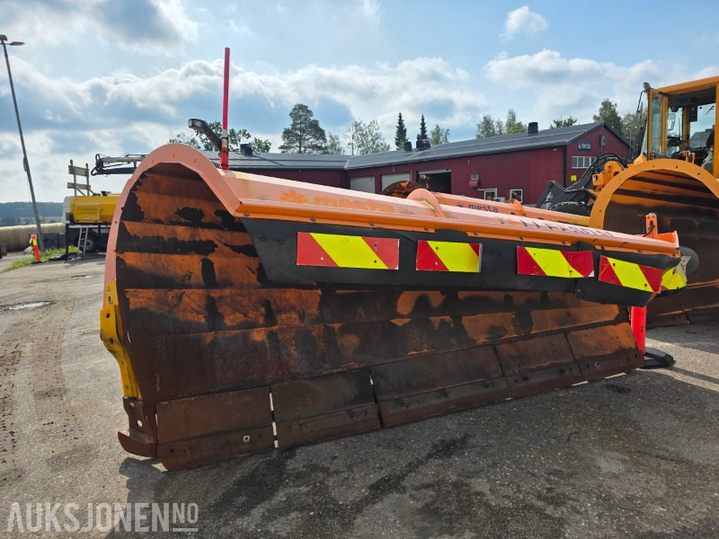 Tellefsdal D 70 3400 plog med sving - Equipo de construcción: foto 2 Tellefsdal D 70 3400 plog med sving - Equipo de construcción: foto 2