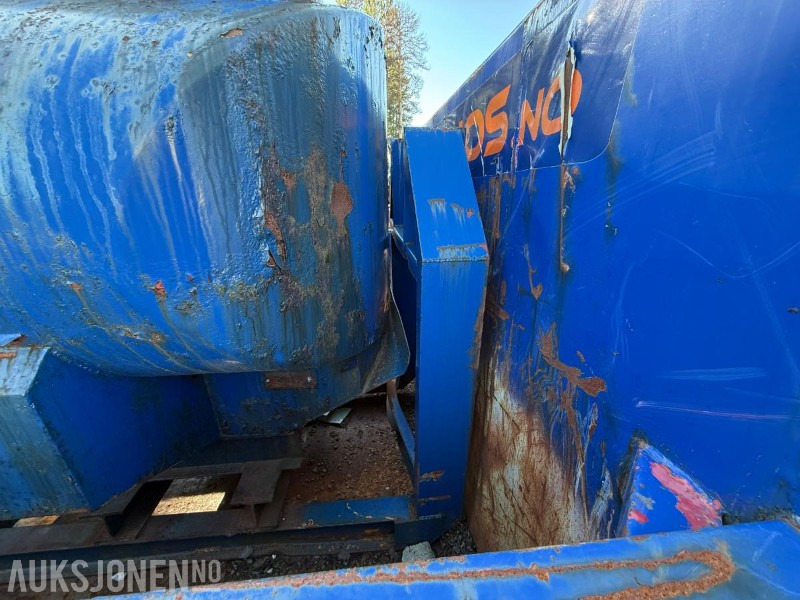 Vanntank på krokløftramme - Equipo de construcción: foto 5 Vanntank på krokløftramme - Equipo de construcción: foto 5