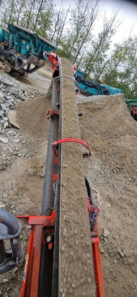 Sandvik QE 241 - Cribadora: foto 4 Sandvik QE 241 - Cribadora: foto 4
