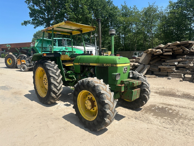 John Deere 1640 4x4 - Tractor zancudo: foto 2 John Deere 1640 4x4 - Tractor zancudo: foto 2