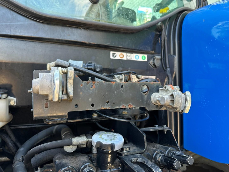 Tractor New Holland T7.250 Power Command: foto 18