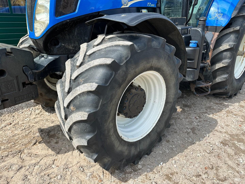 Tractor New Holland T7.250 Power Command: foto 9