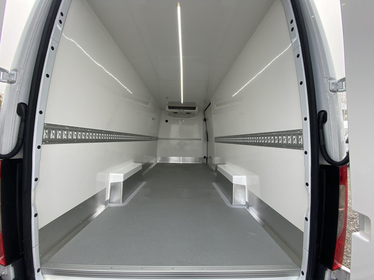Furgoneta frigorifica MERCEDES-BENZ SPRINTER 317 CDI L4H3 170PS AUTOMATIK FRISCHDIENST + KONVEKTA FK 3022 12-220V: foto 25