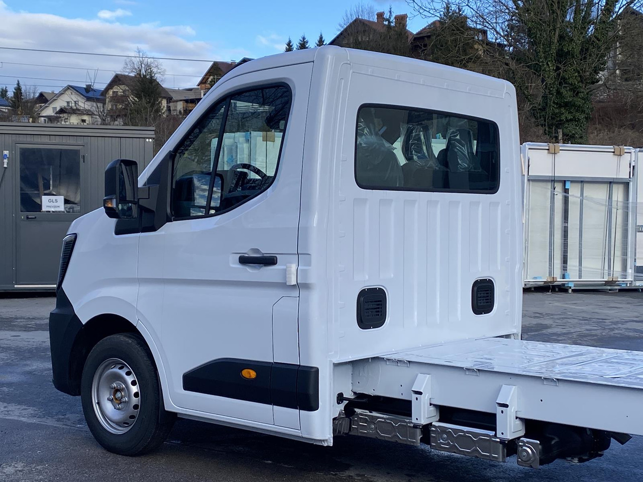 RENAULT NEW MASTER L3 170PS 1+2 PRITSCHE PLANE 4300MM - Furgoneta con lona: foto 3 RENAULT NEW MASTER L3 170PS 1+2 PRITSCHE PLANE 4300MM - Furgoneta con lona: foto 3