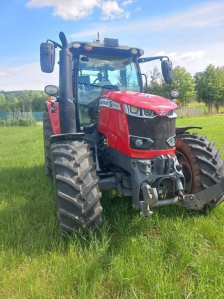 Massey Ferguson MF 6714 S Dyna-VT - Tractor: foto 3 Massey Ferguson MF 6714 S Dyna-VT - Tractor: foto 3