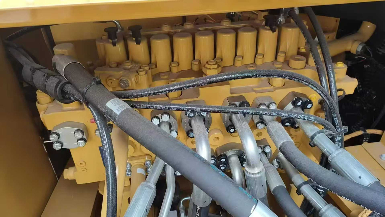 Leasing de CATERPILLAR CAT 330GC 30 TON Used Excavator 330D 336D 320GC 320GC 323 Crawler Secondhand Excavator CATERPILLAR CAT 330GC 30 TON Used Excavator 330D 336D 320GC 320GC 323 Crawler Secondhand Excavator: foto 8