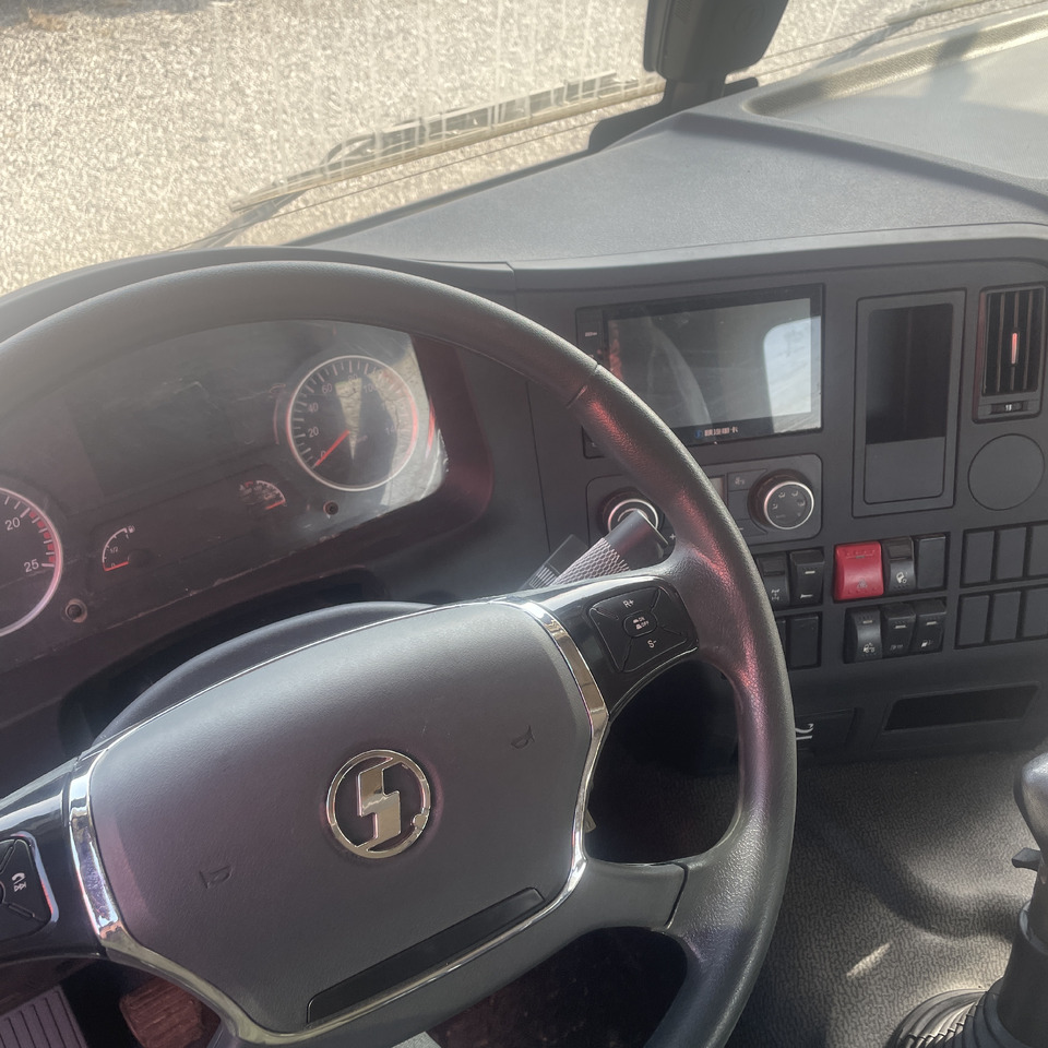 Cabeza tractora Shacman New or Used  (6*4) ,(8*2) (8*4)Semi Truck Head Tractor Head Tipper Head: foto 7 Cabeza tractora Shacman New or Used  (6*4) ,(8*2) (8*4)Semi Truck Head Tractor Head Tipper Head: foto 7