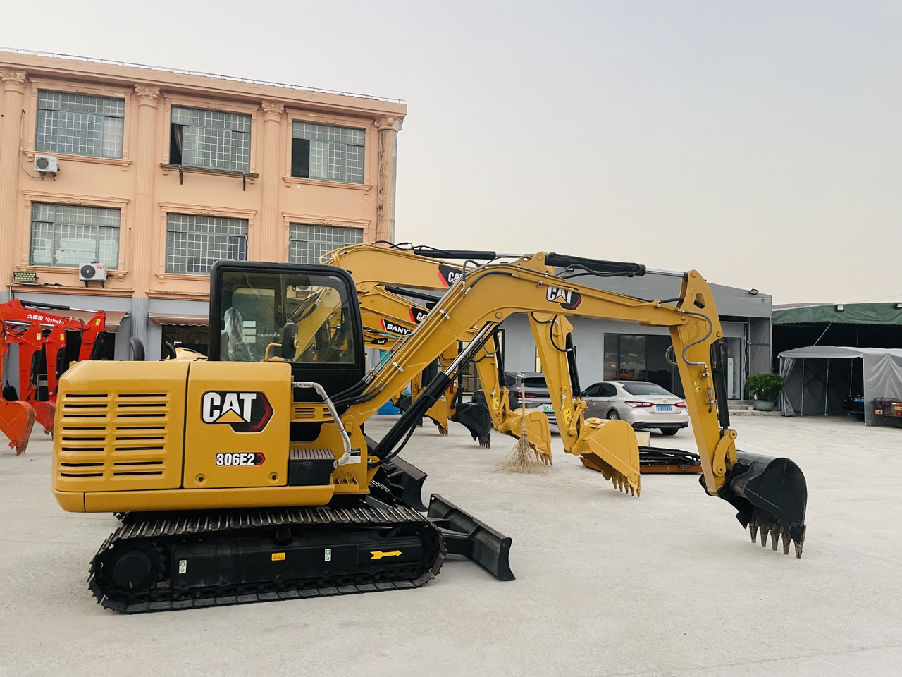 Caterpillar 306 Used Excavator 306E 306E2 6 Ton Mini Excavator Doosan DH55 DH60 DX60 Hyundai 60 High Quality Excavators on Sale - Miniexcavadora: foto 5 Caterpillar 306 Used Excavator 306E 306E2 6 Ton Mini Excavator Doosan DH55 DH60 DX60 Hyundai 60 High Quality Excavators on Sale - Miniexcavadora: foto 5