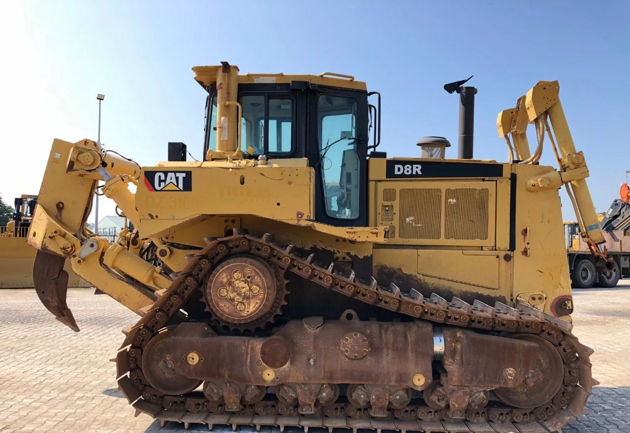 Caterpillar CAT D8R D8T D9R D10R D6G D6H D6R D7H D7E D7R Used Bulldozer Secondhand Bulldozers in High Quality - Bulldozer: foto 5 Caterpillar CAT D8R D8T D9R D10R D6G D6H D6R D7H D7E D7R Used Bulldozer Secondhand Bulldozers in High Quality - Bulldozer: foto 5