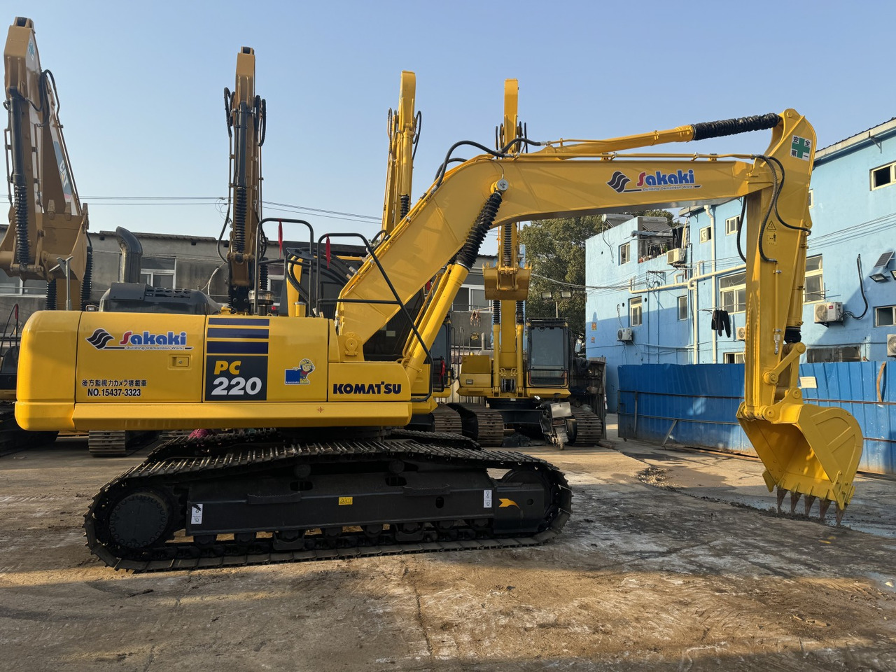 Komatsu PC220 PC210 PC200 Used Excavator Hydraulic Crawler in Good Price - Excavadora de cadenas: foto 1 Komatsu PC220 PC210 PC200 Used Excavator Hydraulic Crawler in Good Price - Excavadora de cadenas: foto 1