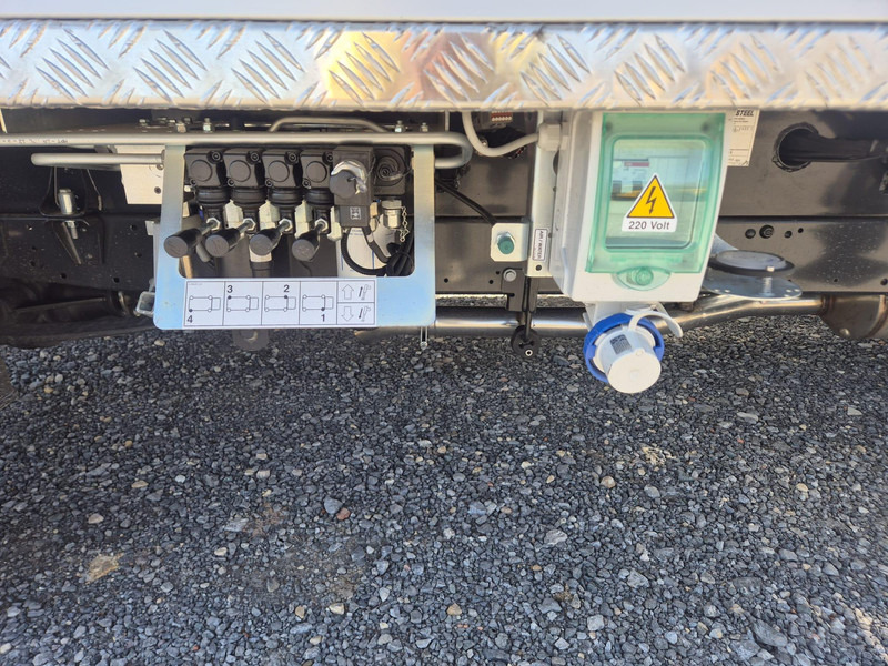 Leasing de Iveco 35-140 Oil & Steel Snake 189 Iveco 35-140 Oil & Steel Snake 189: foto 12 Leasing de Iveco 35-140 Oil & Steel Snake 189 Iveco 35-140 Oil & Steel Snake 189: foto 12