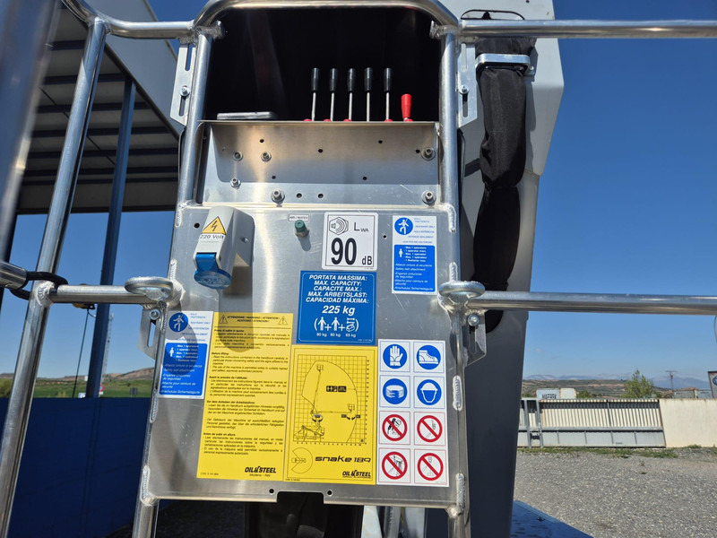 Leasing de Iveco 35-140 Oil & Steel Snake 189 Iveco 35-140 Oil & Steel Snake 189: foto 13 Leasing de Iveco 35-140 Oil & Steel Snake 189 Iveco 35-140 Oil & Steel Snake 189: foto 13