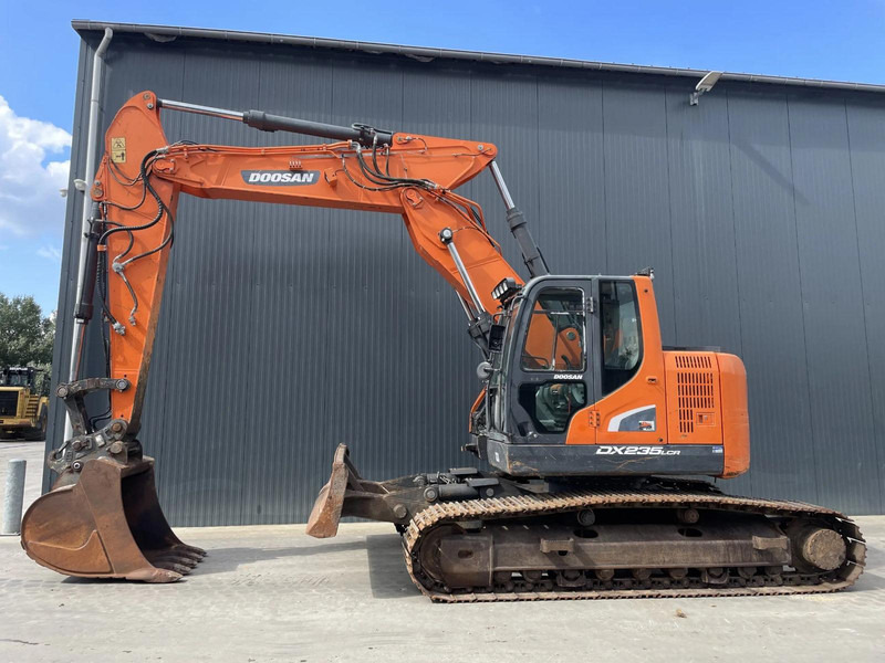 Doosan DX235LCR-5 - Excavadora de cadenas: foto 1 Doosan DX235LCR-5 - Excavadora de cadenas: foto 1