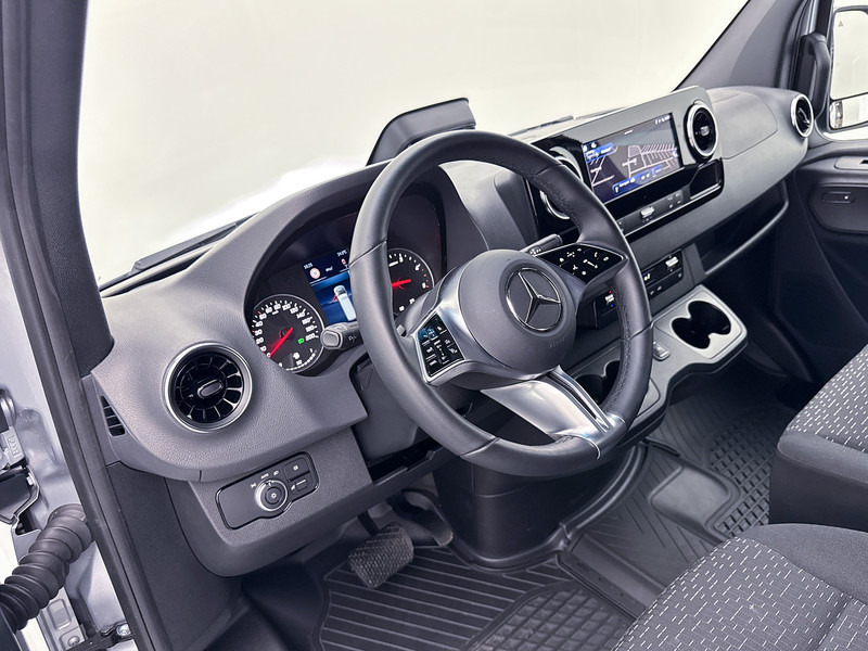 Mercedes-Benz Sprinter 317 1.9 CDI L3H2 Elektrische Schuifdeur Distronic Navigatie LED Achteruitrijcamera Betimmering - Furgón: foto 5 Mercedes-Benz Sprinter 317 1.9 CDI L3H2 Elektrische Schuifdeur Distronic Navigatie LED Achteruitrijcamera Betimmering - Furgón: foto 5