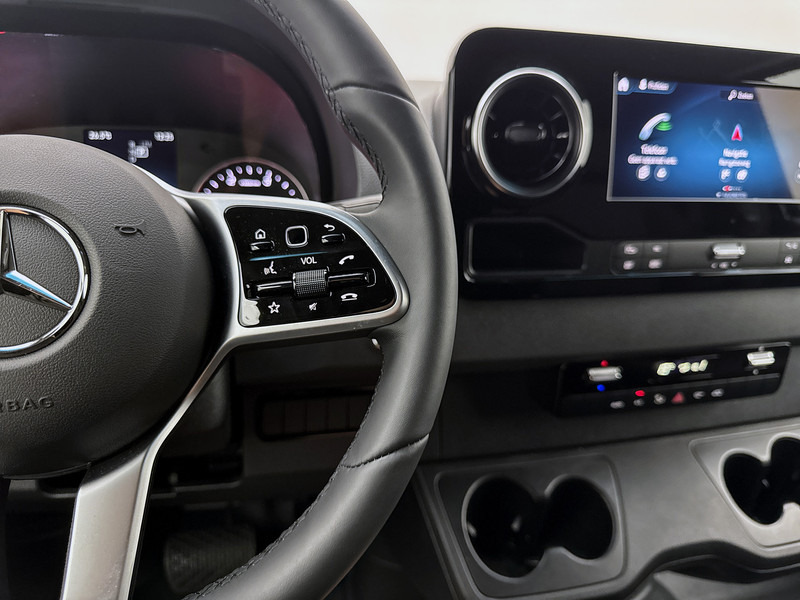 Furgoneta pequeña Mercedes-Benz Sprinter 419 1.9 L2H2 Vol opties Adaptieve cruise control 360 Camera Softclose + schuifdeur: foto 20 Furgoneta pequeña Mercedes-Benz Sprinter 419 1.9 L2H2 Vol opties Adaptieve cruise control 360 Camera Softclose + schuifdeur: foto 20