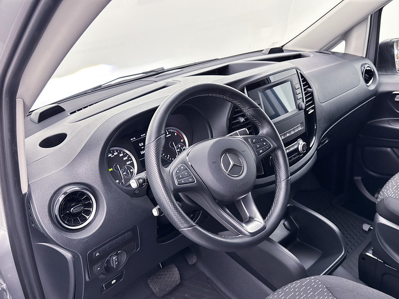 Mercedes-Benz Vito 114 CDI Extra Lang DC 19" inch AMG Dubbele Cabine XL LED Trekhaak Apple Carplay/Android Auto Achteruitrijcamera Cruise Control - Furgoneta pequeña, Furgoneta combi: foto 5 Mercedes-Benz Vito 114 CDI Extra Lang DC 19" inch AMG Dubbele Cabine XL LED Trekhaak Apple Carplay/Android Auto Achteruitrijcamera Cruise Control - Furgoneta pequeña, Furgoneta combi: foto 5