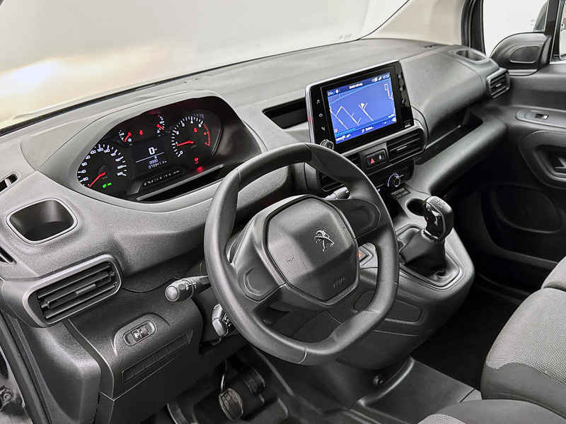 Peugeot Partner 1.5 BlueHDI Premium Navigatie App connect Cruise Control Parkeersensoren - Furgoneta pequeña: foto 5 Peugeot Partner 1.5 BlueHDI Premium Navigatie App connect Cruise Control Parkeersensoren - Furgoneta pequeña: foto 5