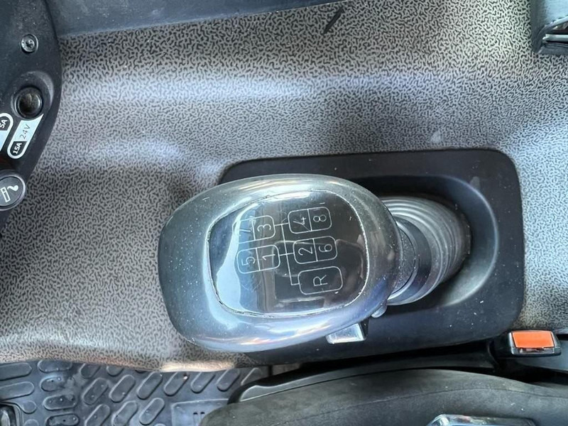 Cabeza tractora DAF CF 460 6x2 Kraanwagen Manual / Euro 5 / Kraan Palfinger PK42502-E: foto 18 Cabeza tractora DAF CF 460 6x2 Kraanwagen Manual / Euro 5 / Kraan Palfinger PK42502-E: foto 18