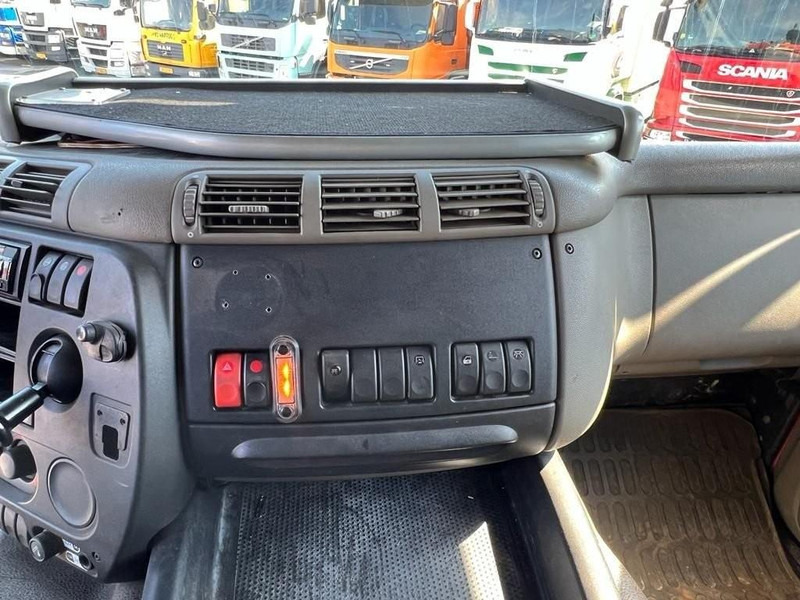 Cabeza tractora DAF CF 460 6x2 Kraanwagen Manual / Euro 5 / Kraan Palfinger PK42502-E: foto 14 Cabeza tractora DAF CF 460 6x2 Kraanwagen Manual / Euro 5 / Kraan Palfinger PK42502-E: foto 14