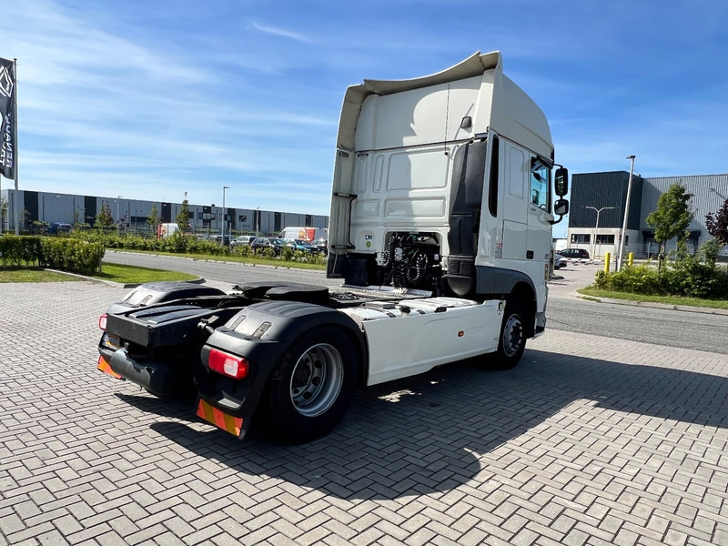 DAF XF 460 4x2 Trekker SSC / 2x Tank / full spoiler - Cabeza tractora: foto 5 DAF XF 460 4x2 Trekker SSC / 2x Tank / full spoiler - Cabeza tractora: foto 5