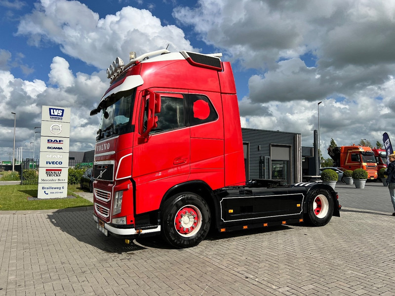 Volvo FH 460 4x2 trekker Globetrotter XL / 2x Fuel Tank / Standclima - Cabeza tractora: foto 1 Volvo FH 460 4x2 trekker Globetrotter XL / 2x Fuel Tank / Standclima - Cabeza tractora: foto 1