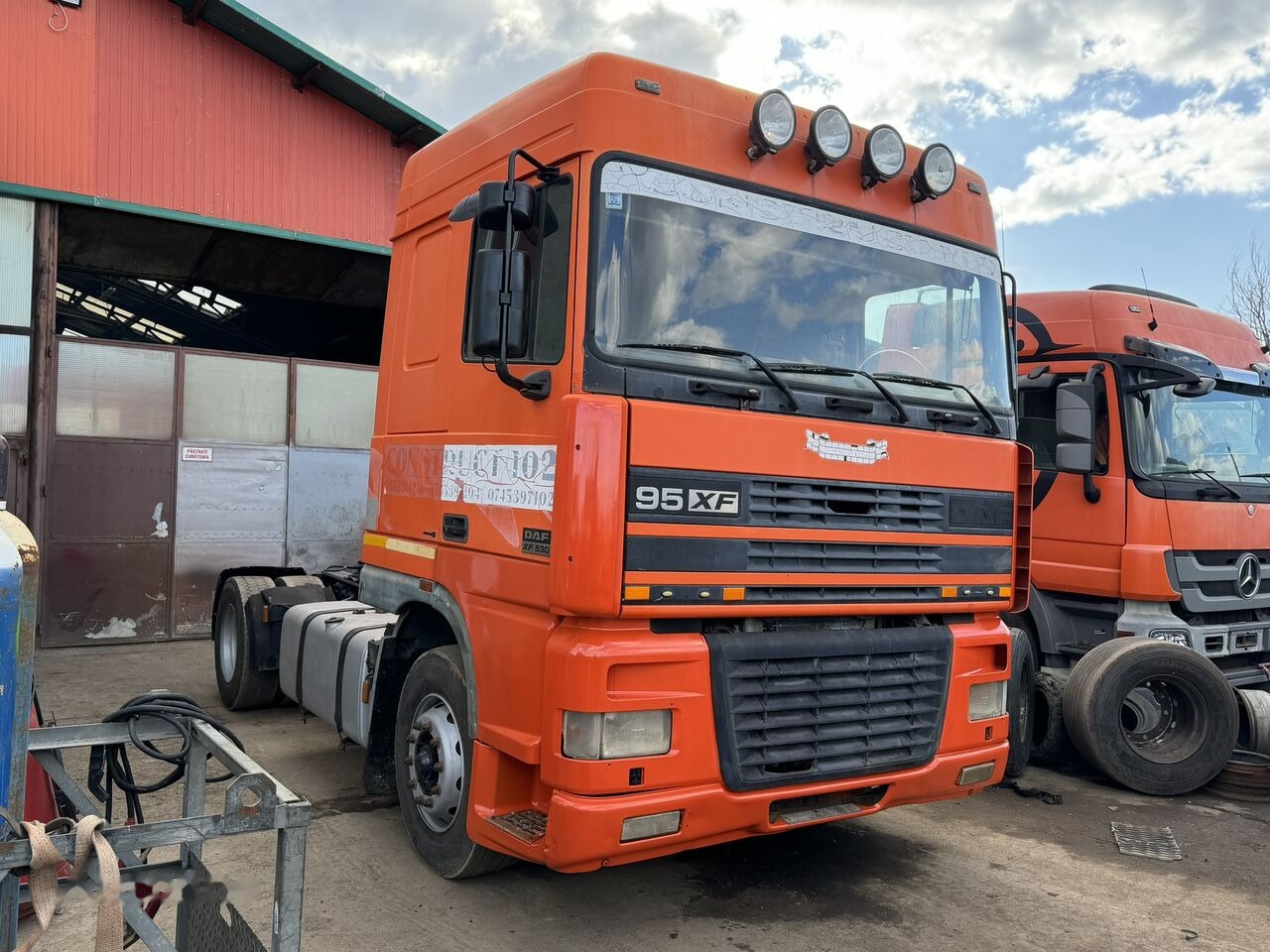 DAF XF 95 530 Euro 3 EXPORT Retarder - Cabeza tractora: foto 3 DAF XF 95 530 Euro 3 EXPORT Retarder - Cabeza tractora: foto 3