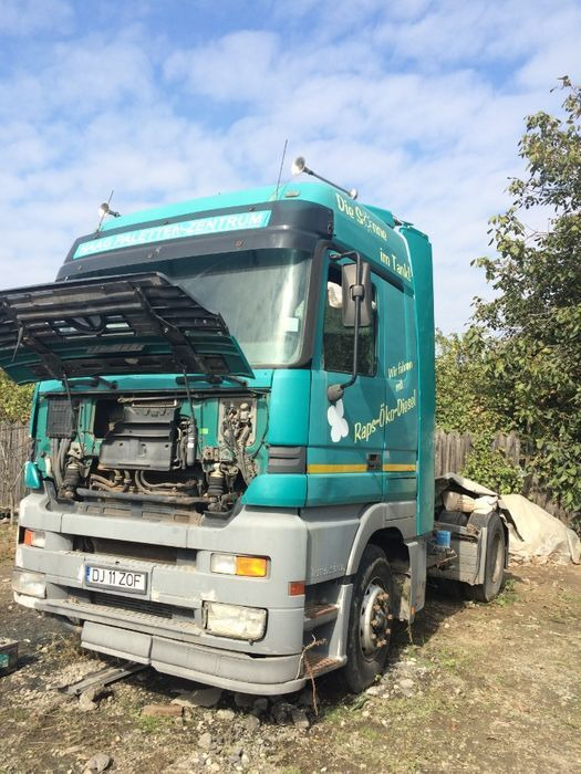 Mercedes-Benz (Magarus, Actros, Axor, Atego) - Cabeza tractora: foto 1 Mercedes-Benz (Magarus, Actros, Axor, Atego) - Cabeza tractora: foto 1