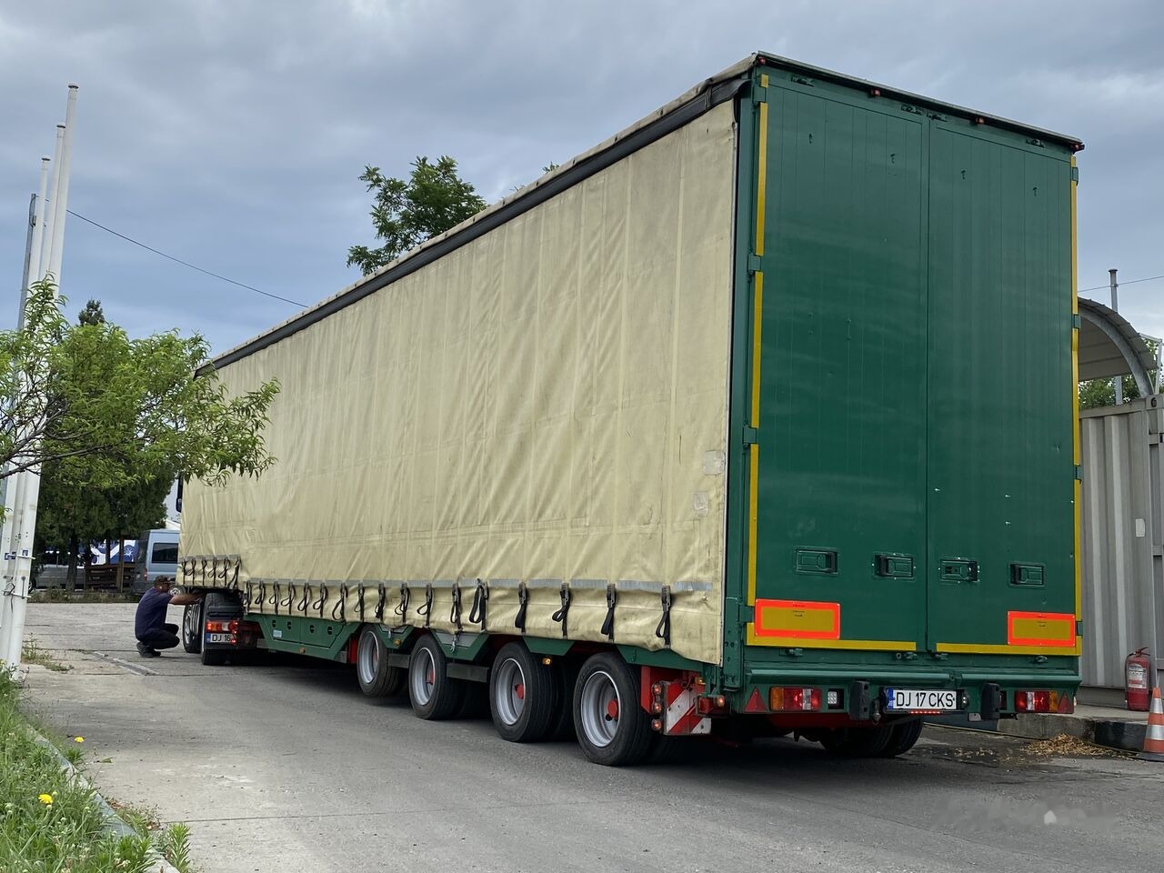 Meusburger Typ: MPG-4 - trailer combine / tractoare / vole - axe viratoare - Semirremolque góndola rebajadas: foto 1 Meusburger Typ: MPG-4 - trailer combine / tractoare / vole - axe viratoare - Semirremolque góndola rebajadas: foto 1