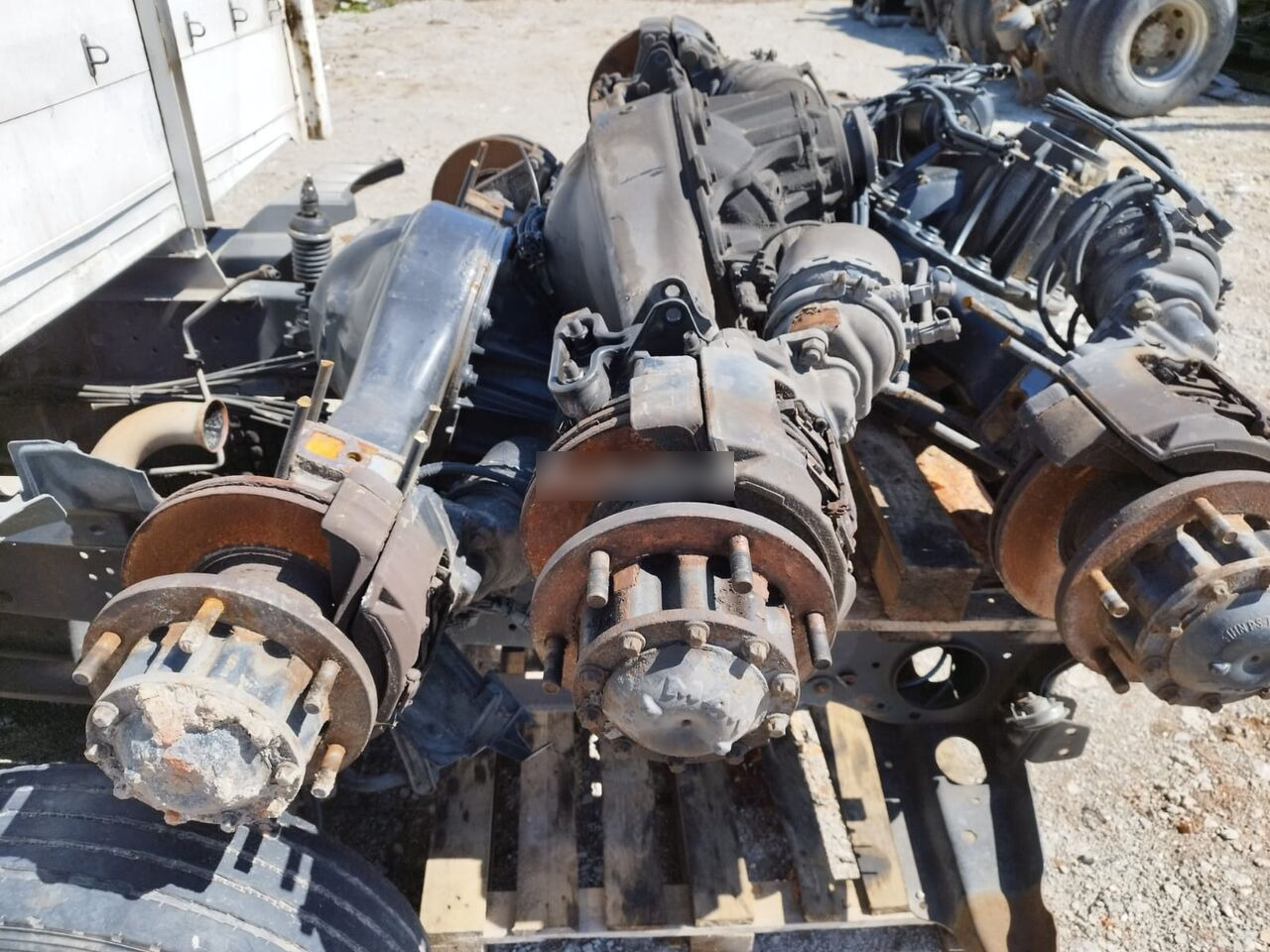 MAN TGL MAN Man TGL - Eje y piezas para Camión: foto 3 MAN TGL MAN Man TGL - Eje y piezas para Camión: foto 3