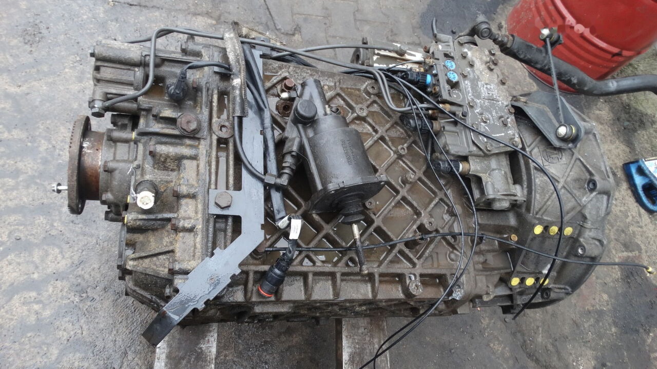 ZF 16S2520 TO   Renault - Caja de cambios para Camión: foto 1 ZF 16S2520 TO   Renault - Caja de cambios para Camión: foto 1