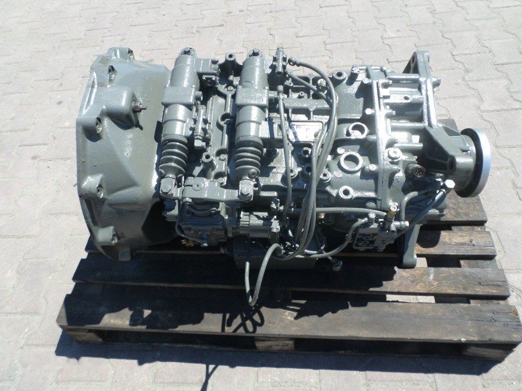 ZF 8S180   MAN DAF IVECO RENAULT - Caja de cambios para Camión: foto 1 ZF 8S180   MAN DAF IVECO RENAULT - Caja de cambios para Camión: foto 1