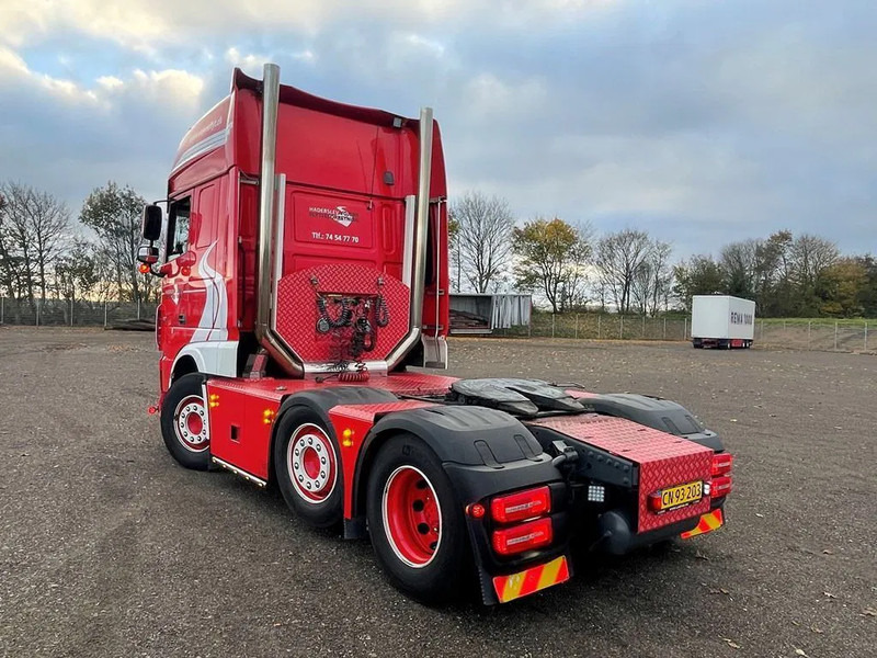 DAF XF 530 Twensteer Special interior. Full Air suspension Hydr. system - Cabeza tractora: foto 5 DAF XF 530 Twensteer Special interior. Full Air suspension Hydr. system - Cabeza tractora: foto 5